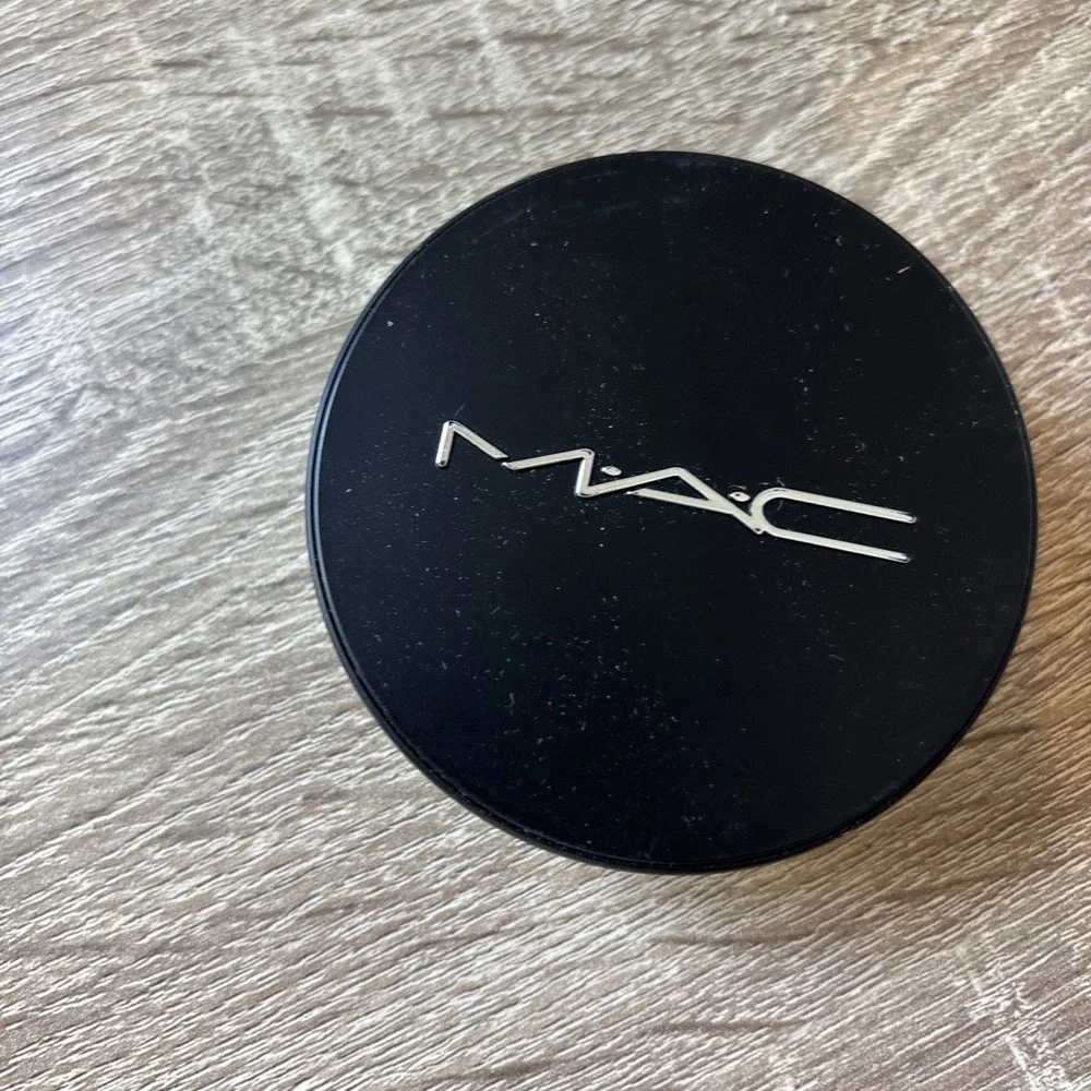 MAX Studio Fix Powder Plus Foundation color NC47 0.42 oz